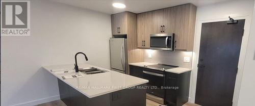 30 Hillside Meadow Drive, Quinte West, ON - Indoor Photo Showing Kitchen