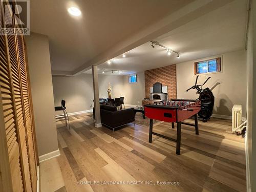 174 Steeles Avenue E, Markham, ON - Indoor