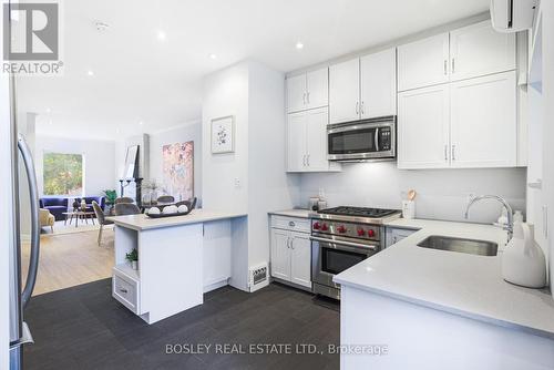 11 Bertmount Avenue, Toronto, ON - Indoor Photo Showing Kitchen With Upgraded Kitchen