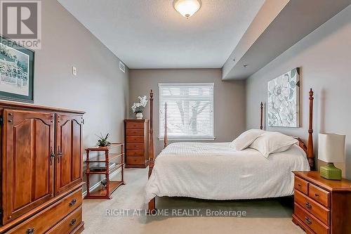 305 - 391 Plains Road E, Burlington, ON - Indoor Photo Showing Bedroom