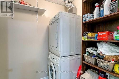 305 - 391 Plains Road E, Burlington, ON - Indoor Photo Showing Laundry Room