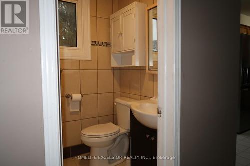 713 Bayla Court, Oshawa, ON - Indoor Photo Showing Bathroom