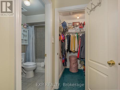 286 Denise Circle, Newmarket, ON - Indoor Photo Showing Bathroom