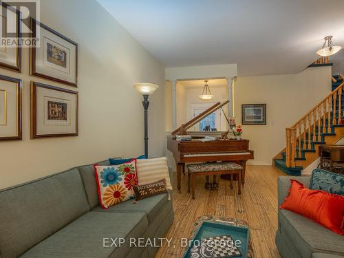 286 Denise Circle, Newmarket, ON - Indoor