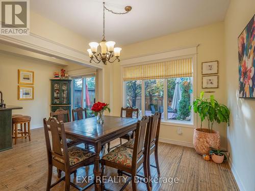 286 Denise Circle, Newmarket, ON - Indoor Photo Showing Dining Room