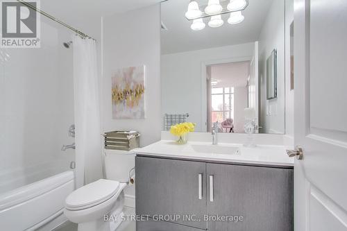 B105 - 99 South Town Centre Boulevard, Markham, ON - Indoor Photo Showing Bathroom