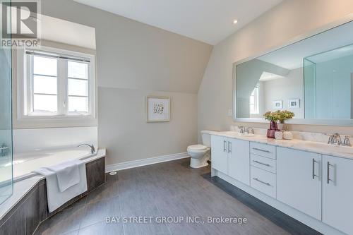 17 - 1812 Burnhamthorpe Road E, Mississauga, ON - Indoor Photo Showing Bathroom