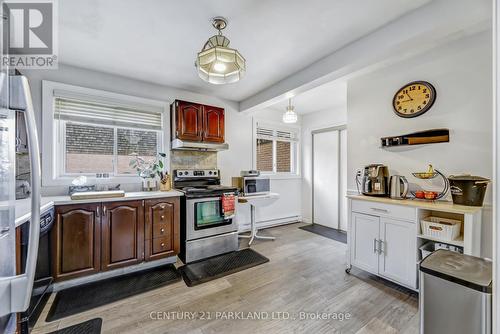 102 - 2145 Sherobee Road, Mississauga, ON - Indoor Photo Showing Kitchen