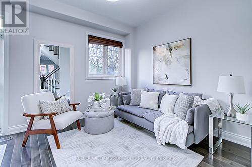 18 Wilkie Lane, Ajax, ON - Indoor Photo Showing Living Room