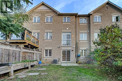 18 Wilkie Lane, Ajax, ON - Outdoor