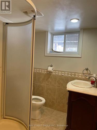 Base - 19447 Yonge Street, East Gwillimbury, ON - Indoor Photo Showing Bathroom