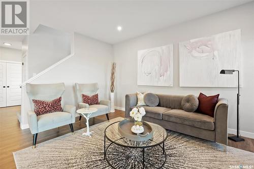 130 Kostiuk Crescent, Saskatoon, SK - Indoor Photo Showing Living Room