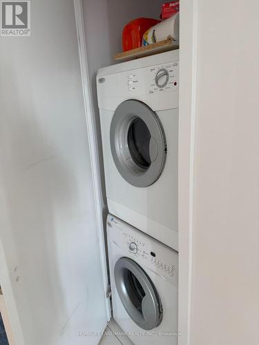 3606 - 75 Queens Wharf Road, Toronto, ON - Indoor Photo Showing Laundry Room