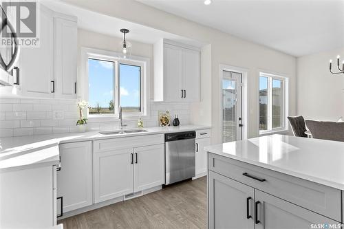 174 Kostiuk Crescent, Saskatoon, SK - Indoor Photo Showing Kitchen With Double Sink