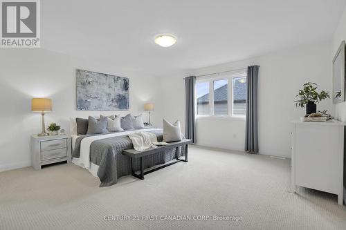 71 - 2040 Shore Road, London, ON - Indoor Photo Showing Bedroom