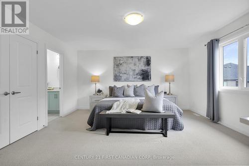 71 - 2040 Shore Road, London, ON - Indoor Photo Showing Bedroom