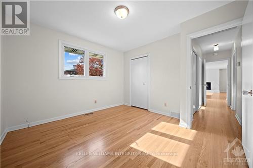 1619 Valmarie Avenue, Ottawa, ON - Indoor Photo Showing Other Room