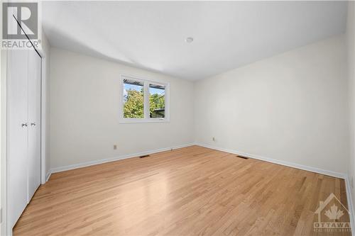 1619 Valmarie Avenue, Ottawa, ON - Indoor Photo Showing Other Room