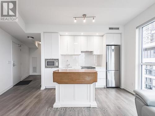 2502 - 49 East Liberty Street, Toronto, ON - Indoor Photo Showing Kitchen