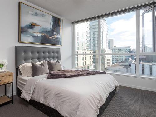 803-834 Johnson St, Victoria, BC - Indoor Photo Showing Bedroom