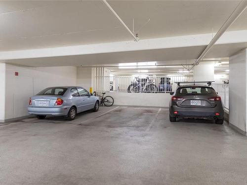 803-834 Johnson St, Victoria, BC - Indoor Photo Showing Garage