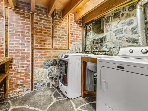 Laundry room - 134 Av. Brock S., Montréal-Ouest, QC - Indoor Photo Showing Laundry Room