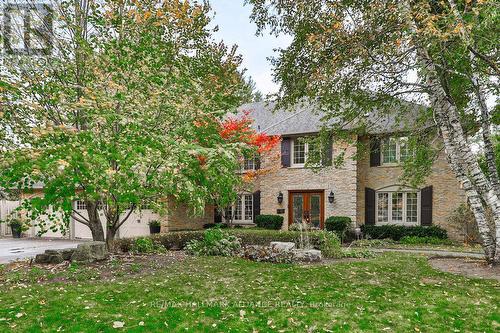 138 Cavendish Court, Oakville, ON - Outdoor