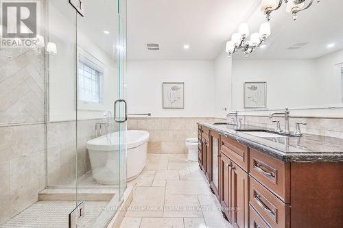 138 Cavendish Court, Oakville, ON - Indoor Photo Showing Bathroom