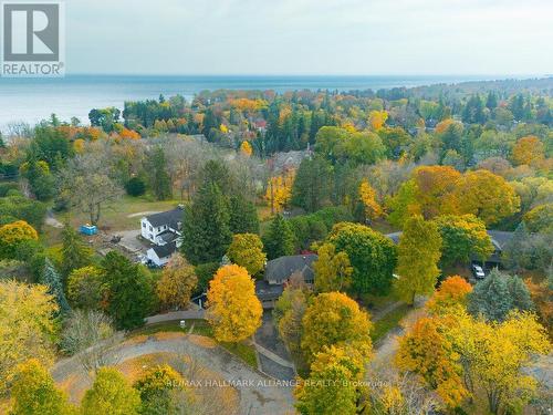 138 Cavendish Court, Oakville, ON - Outdoor With View