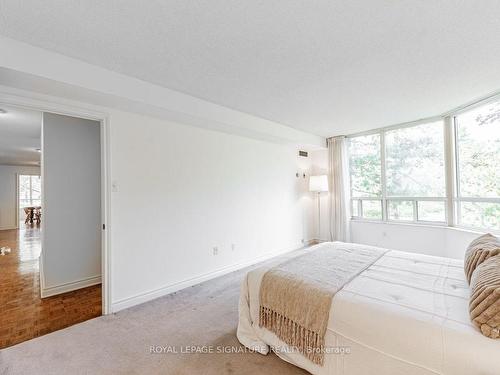 217-1200 Don Mills Rd, Toronto, ON - Indoor Photo Showing Bedroom