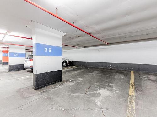 217-1200 Don Mills Rd, Toronto, ON - Indoor Photo Showing Garage