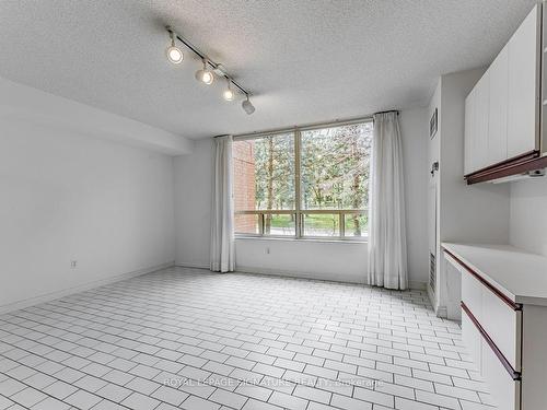 217-1200 Don Mills Rd, Toronto, ON - Indoor Photo Showing Other Room