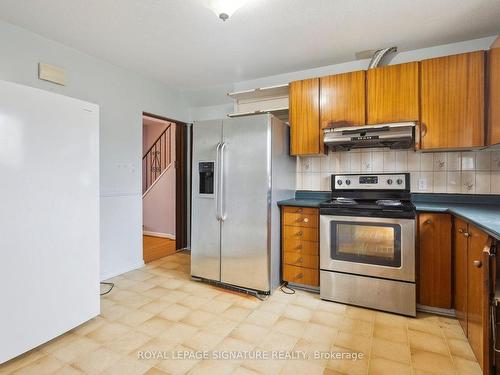 1465 Fisher Ave, Ottawa Centre, ON - Indoor Photo Showing Kitchen