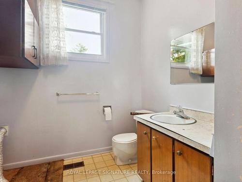 1465 Fisher Ave, Ottawa Centre, ON - Indoor Photo Showing Bathroom