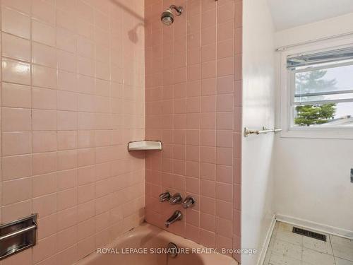 1465 Fisher Ave, Ottawa Centre, ON - Indoor Photo Showing Bathroom