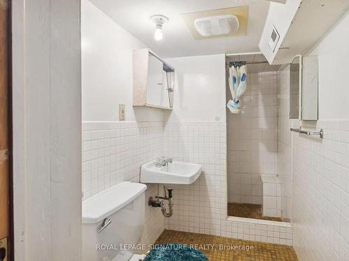 1465 Fisher Ave, Ottawa Centre, ON - Indoor Photo Showing Bathroom