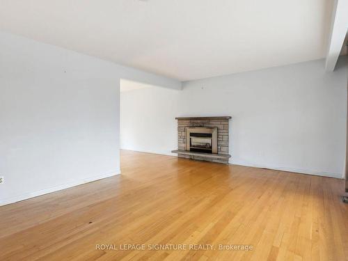 1465 Fisher Ave, Ottawa Centre, ON - Indoor Photo Showing Living Room With Fireplace