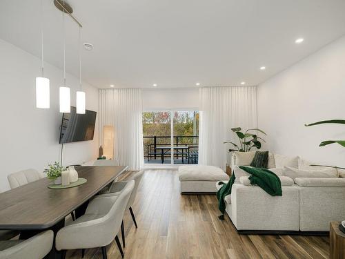 Salon - 415-17905 Rue Du Grand-Prix, Mirabel, QC - Indoor Photo Showing Living Room