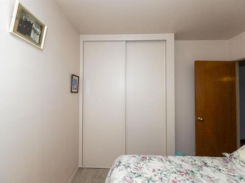 369 Royal Street, Thunder Bay, ON - Indoor Photo Showing Bedroom