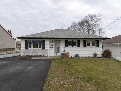 369 Royal Street, Thunder Bay, ON - Outdoor With Facade