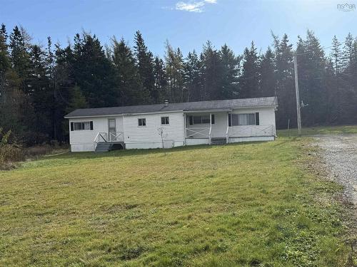 1023 Front Lake Road, Caribou Marsh, NS 