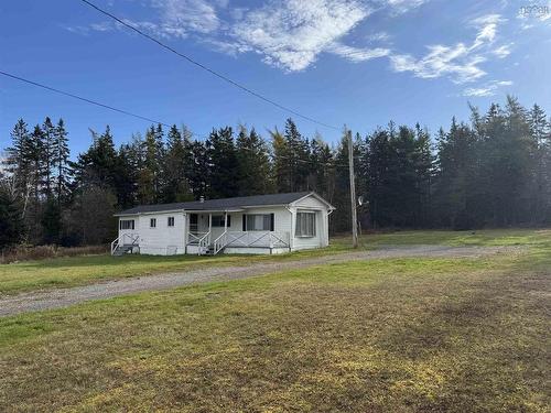 1023 Front Lake Road, Caribou Marsh, NS 