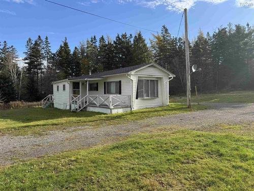 1023 Front Lake Road, Caribou Marsh, NS 