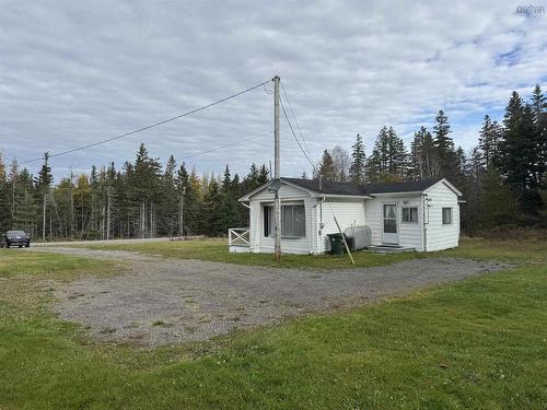 1023 Front Lake Road, Caribou Marsh, NS 