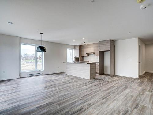 Overall view - 2104-4955 Rue Des Ormes, Contrecoeur, QC - Indoor Photo Showing Kitchen