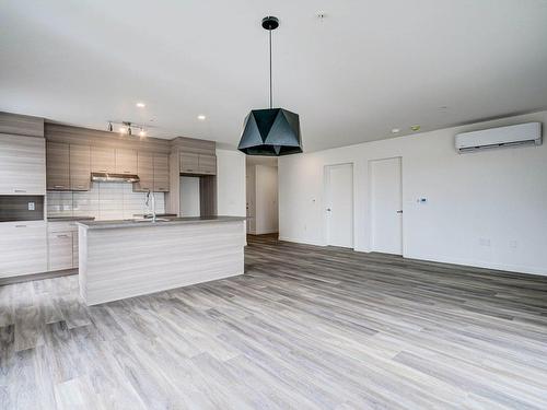 Overall view - 2104-4955 Rue Des Ormes, Contrecoeur, QC - Indoor Photo Showing Kitchen