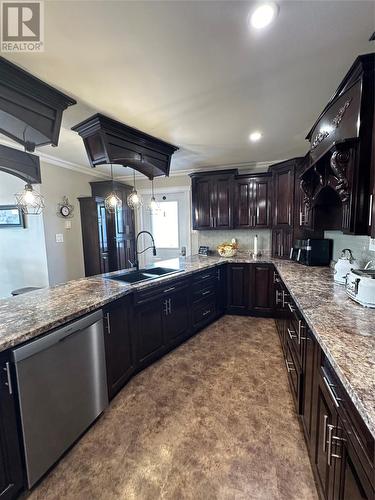 7 School Road, Marystown, NL - Indoor Photo Showing Kitchen With Double Sink With Upgraded Kitchen