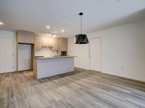 Overall view - 2106-4955 Rue Des Ormes, Contrecoeur, QC - Indoor Photo Showing Kitchen