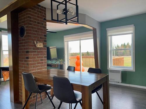 Dining room - 114 Route 204, Lac-Frontière, QC - Indoor Photo Showing Dining Room