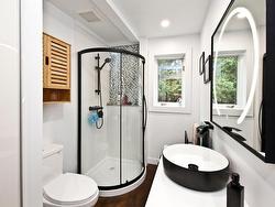 Ensuite bathroom - 